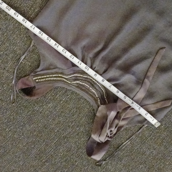 🩶LOFT🩶 - Gray/Taupe Pearl/Chain/Bow Neckline Sleeveless Top - Picture 8 of 9